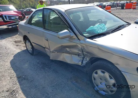 1998 Honda Accord Lx z USA, uszkodzony, nr VIN 1HGCG5644WA144610